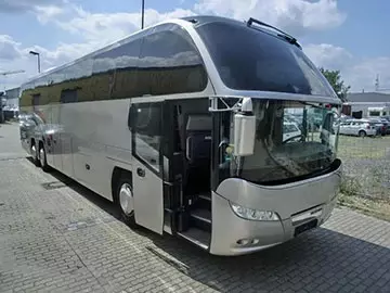 Autokar turystyczny Neoplan - 61 miejsc - HAHN Łódź